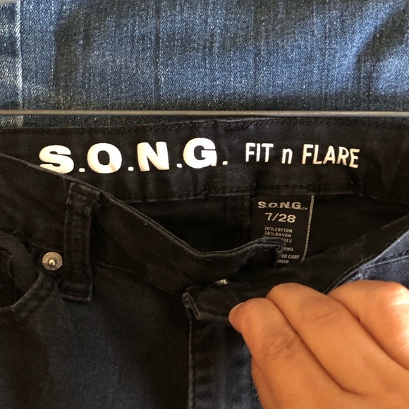 SONG Fit and Flare Black Jeans 7/28 - Picture 7 of 8
